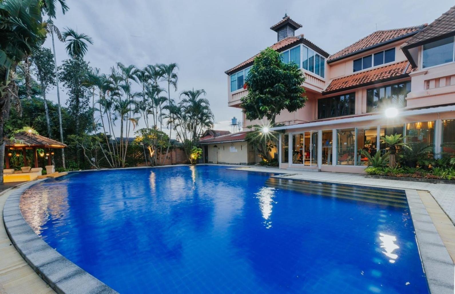 Sheik Istana Hotel Chiangmal Чіангмай Екстер'єр фото